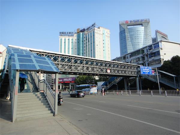 江西省南昌市政過街人行橋