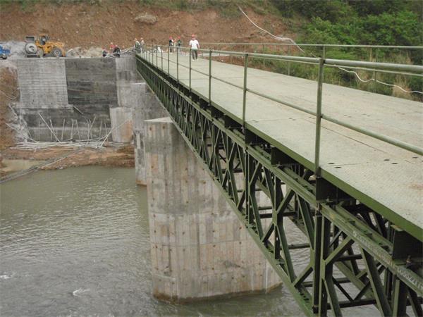 湖北省竹山縣中水十四局200型上承式貝雷鋼橋