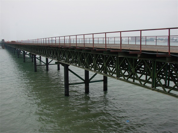 跨海、跨江及跨河上承式貝雷鋼棧橋(中鐵大橋局、中交航務局、中交公路局、中航港等)