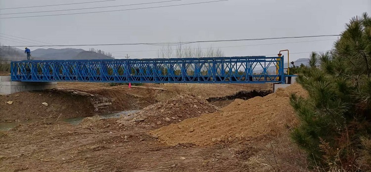 陜西延安富縣直羅鎮 200型下承式雙排單層加強貝雷橋